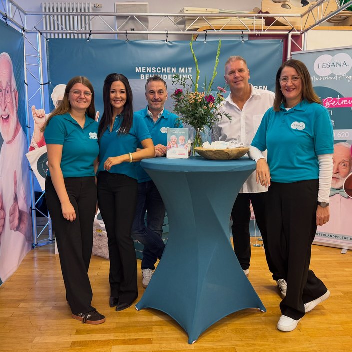 Wir sind ready! 💚🥳🙌 Unser Stand steht, das Team ist startklar und wir freuen uns auf euch! 🫶 Heute sind wir beim Tag... Wir sind ready! 💚🥳🙌 Unser Stand steht, das Team ist startklar und wir freuen uns auf euch! 🫶 Heute sind wir beim Tag...
